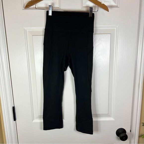 Lululemon In Movement Crop Olive Green Size 2‎ - Picture 4 of 11